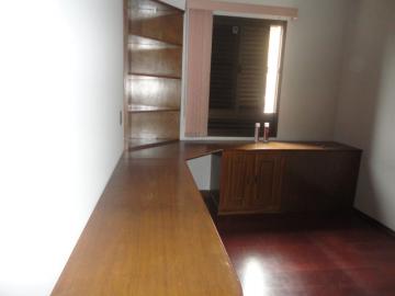 Alugar Apartamento / Padrão em Botucatu R$ 2.500,00 - Foto 8 Alugar Apartamento / Padrão em Botucatu R$ 2.500,00 - Foto 8