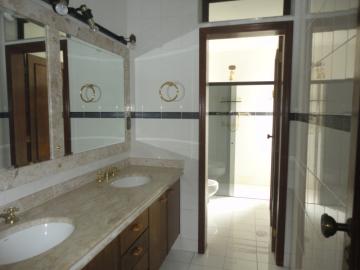 Alugar Apartamento / Padrão em Botucatu R$ 2.500,00 - Foto 10 Alugar Apartamento / Padrão em Botucatu R$ 2.500,00 - Foto 10