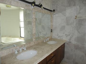 Alugar Apartamento / Padrão em Botucatu R$ 2.500,00 - Foto 15 Alugar Apartamento / Padrão em Botucatu R$ 2.500,00 - Foto 15