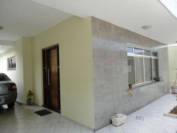 Alugar Casa / Sobrado em Botucatu. apenas R$ 2.300,00