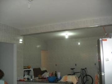 Alugar Casa / Padrão em Botucatu. apenas R$ 350.000,00