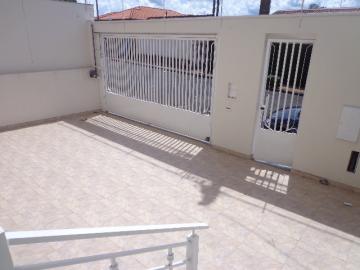 Alugar Casa / Padrão em Botucatu R$ 3.300,00 - Foto 2 Alugar Casa / Padrão em Botucatu R$ 3.300,00 - Foto 2