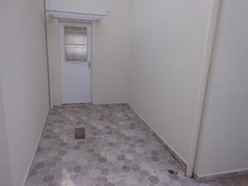Alugar Casa / Padrão em Botucatu R$ 3.300,00 - Foto 9 Alugar Casa / Padrão em Botucatu R$ 3.300,00 - Foto 9
