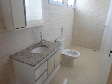 Alugar Casa / Padrão em Botucatu R$ 3.300,00 - Foto 16 Alugar Casa / Padrão em Botucatu R$ 3.300,00 - Foto 16