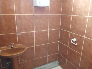 Comprar Comercial / Casa Comercial em Botucatu R$ 250.000,00 - Foto 4 Comprar Comercial / Casa Comercial em Botucatu R$ 250.000,00 - Foto 4