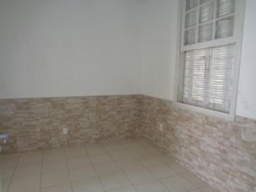 Alugar Comercial / Ponto Comercial em Botucatu R$ 1.500,00 - Foto 8 Alugar Comercial / Ponto Comercial em Botucatu R$ 1.500,00 - Foto 8