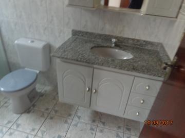 Alugar Casa / Padrão em Botucatu R$ 1.400,00 - Foto 10 Alugar Casa / Padrão em Botucatu R$ 1.400,00 - Foto 10