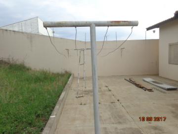 Alugar Casa / Padrão em Botucatu R$ 1.400,00 - Foto 17 Alugar Casa / Padrão em Botucatu R$ 1.400,00 - Foto 17