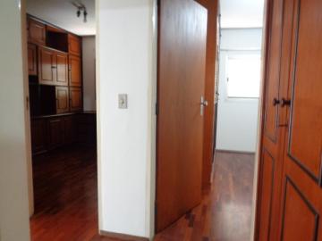 Alugar Apartamento / Padrão em Botucatu R$ 1.300,00 - Foto 16 Alugar Apartamento / Padrão em Botucatu R$ 1.300,00 - Foto 16