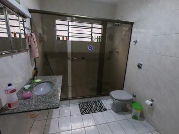 Alugar Casa / Padrão em Botucatu R$ 2.500,00 - Foto 14 Alugar Casa / Padrão em Botucatu R$ 2.500,00 - Foto 14