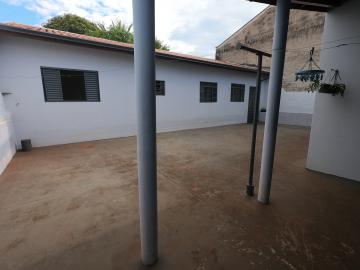 Alugar Casa / Padrão em Botucatu R$ 2.500,00 - Foto 22 Alugar Casa / Padrão em Botucatu R$ 2.500,00 - Foto 22