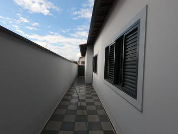 Alugar Casa / Padrão em Botucatu R$ 2.500,00 - Foto 25 Alugar Casa / Padrão em Botucatu R$ 2.500,00 - Foto 25
