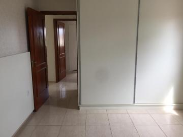 Comprar Apartamento / Padrão em Botucatu R$ 300.000,00 - Foto 9 Comprar Apartamento / Padrão em Botucatu R$ 300.000,00 - Foto 9