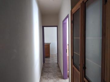 Alugar Comercial / Ponto Comercial em Botucatu R$ 2.000,00 - Foto 3 Alugar Comercial / Ponto Comercial em Botucatu R$ 2.000,00 - Foto 3