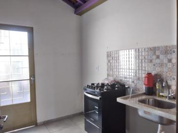 Alugar Comercial / Ponto Comercial em Botucatu R$ 2.000,00 - Foto 11 Alugar Comercial / Ponto Comercial em Botucatu R$ 2.000,00 - Foto 11