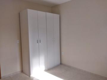 Alugar Apartamento / Padrão em Botucatu R$ 1.100,00 - Foto 9 Alugar Apartamento / Padrão em Botucatu R$ 1.100,00 - Foto 9