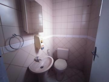 Alugar Comercial / Ponto Comercial em Botucatu R$ 1.000,00 - Foto 6 Alugar Comercial / Ponto Comercial em Botucatu R$ 1.000,00 - Foto 6