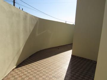 Alugar Casa / Padrão em Botucatu R$ 2.200,00 - Foto 3 Alugar Casa / Padrão em Botucatu R$ 2.200,00 - Foto 3