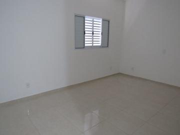 Alugar Casa / Padrão em Botucatu R$ 2.200,00 - Foto 9 Alugar Casa / Padrão em Botucatu R$ 2.200,00 - Foto 9