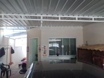 Alugar Casa / Padrão em Botucatu R$ 1.300,00 - Foto 2 Alugar Casa / Padrão em Botucatu R$ 1.300,00 - Foto 2