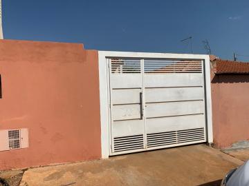 Alugar Casa / Padrão em Botucatu. apenas R$ 205.000,00