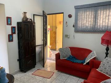 Alugar Casa / Padrão em Botucatu. apenas R$ 410.000,00