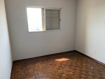 Alugar Apartamento / Padrão em Botucatu R$ 1.400,00 - Foto 12 Alugar Apartamento / Padrão em Botucatu R$ 1.400,00 - Foto 12