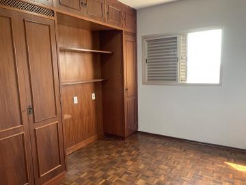 Alugar Apartamento / Padrão em Botucatu R$ 1.400,00 - Foto 14 Alugar Apartamento / Padrão em Botucatu R$ 1.400,00 - Foto 14