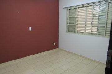 Alugar Comercial / Ponto Comercial em Botucatu R$ 3.300,00 - Foto 8 Alugar Comercial / Ponto Comercial em Botucatu R$ 3.300,00 - Foto 8