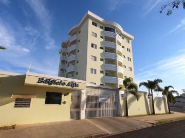 Alugar Apartamento / Padrão em Botucatu R$ 1.500,00 - Foto 1 Alugar Apartamento / Padrão em Botucatu R$ 1.500,00 - Foto 1