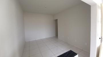 Alugar Casa / Padrão em Botucatu R$ 700,00 - Foto 3 Alugar Casa / Padrão em Botucatu R$ 700,00 - Foto 3