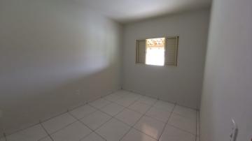 Alugar Casa / Padrão em Botucatu R$ 700,00 - Foto 5 Alugar Casa / Padrão em Botucatu R$ 700,00 - Foto 5