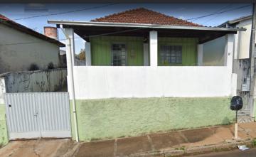 Alugar Casa / Padrão em Botucatu. apenas R$ 270.000,00