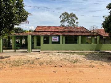 Alugar Casa / Padrão em Botucatu. apenas R$ 230.000,00