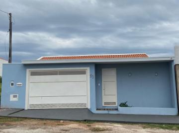 Alugar Casa / Padrão em Botucatu. apenas R$ 530.000,00