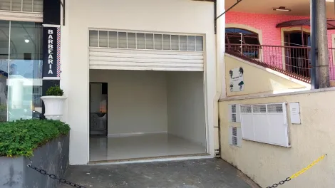 Alugar Comercial / Ponto Comercial em Botucatu. apenas R$ 900,00