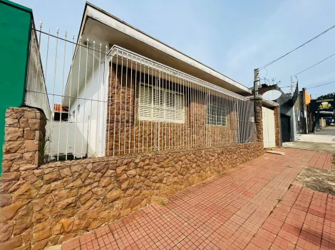 Alugar Casa / Padrão em Botucatu. apenas R$ 630.000,00