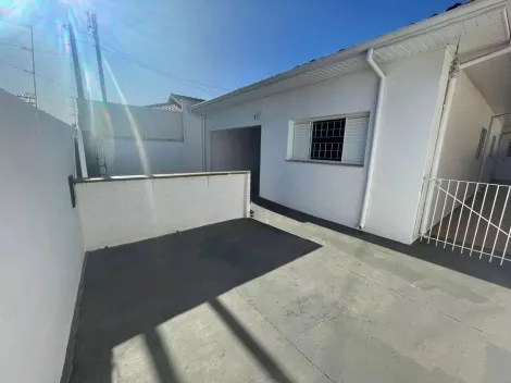 Alugar Casa / Padrão em Botucatu. apenas R$ 370.000,00