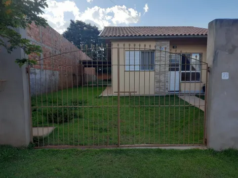 Alugar Casa / Padrão em Botucatu. apenas R$ 300.000,00